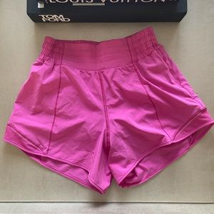 Lululemon Hotty Hot Shorts 4” - Pink, Size 4